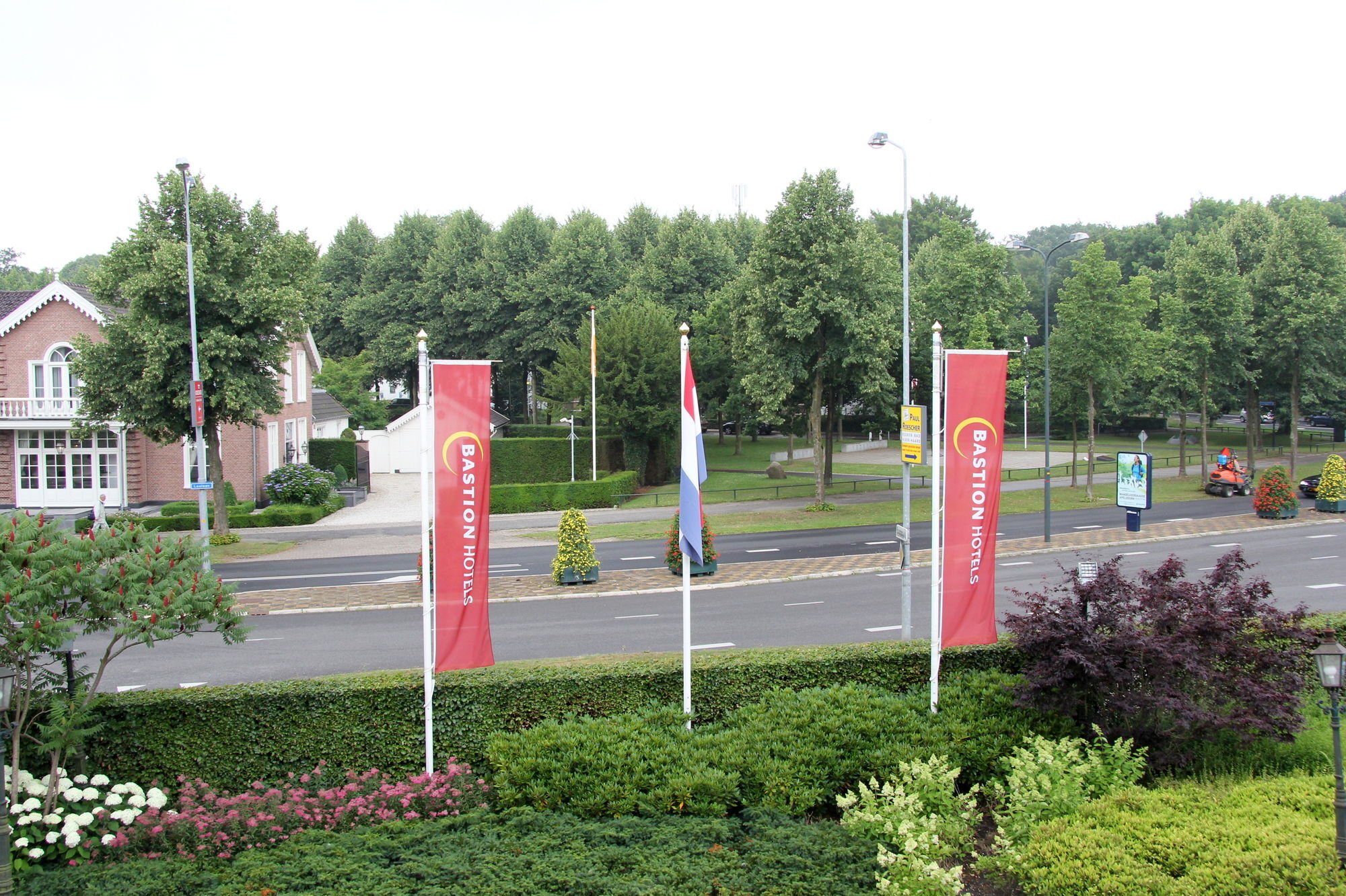 Bastion Hotel Apeldoorn Het Loo Exterior foto